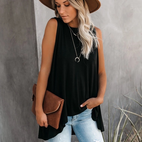 Vici Tops - 💜SALE! VICI black tank top